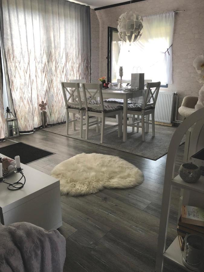 Villa Acasa Straja - Casa Nordica à Lupeni  Extérieur photo